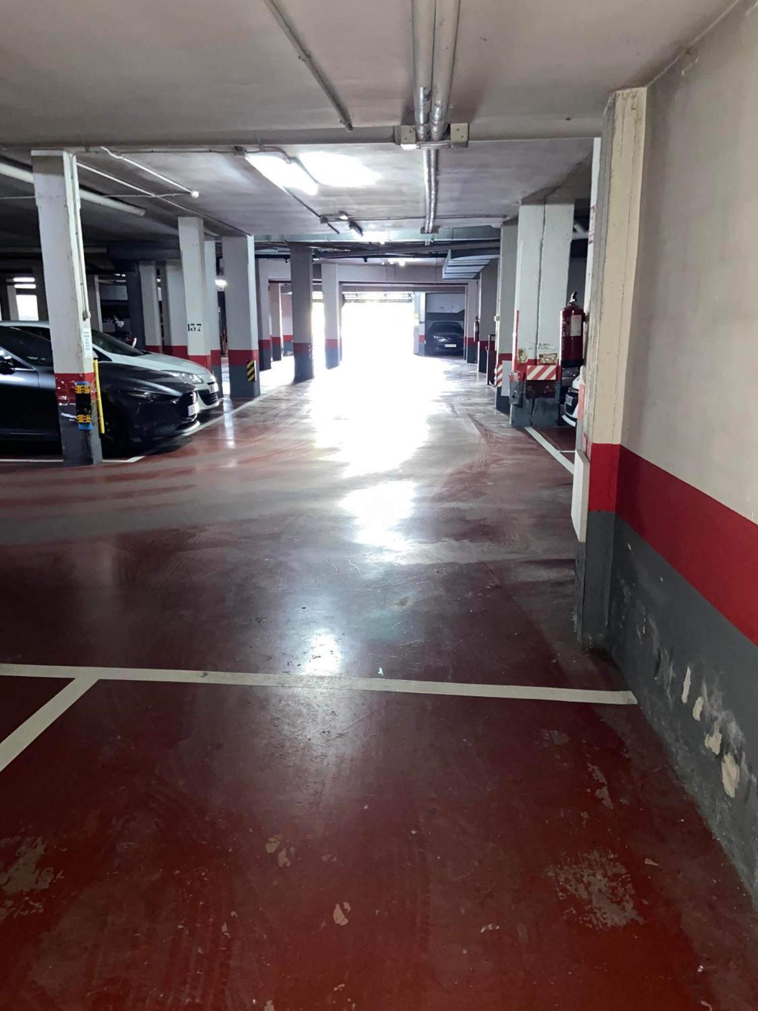 Апартаменти El Torreon Del Pilar. Opcion De Parking Сарагоса Екстер'єр фото